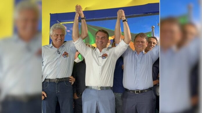 Flávio Bolsonaro promete usar maioria na Câmara e Senado para mudar constituição: “Redemocratizar esse país”