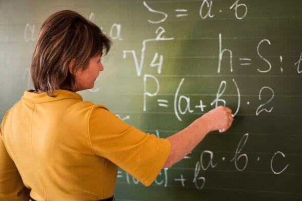 Professor de matemática dá dicas para resolver as questões do Enem 2026