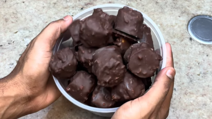 Sorvetinho de banana leva só 3 ingredientes e é fácil de fazer