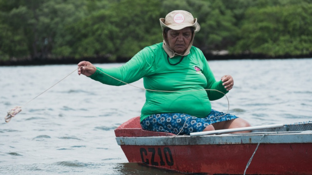 Joana Rodrigues Mousinho construiu uma trajetória de mais de seis décadas na pesca artesanal e se tornou uma das principais lideranças das pescadoras pernambucanas (Foto: Divulgação / Ministério da Pesca e Aquicultura)