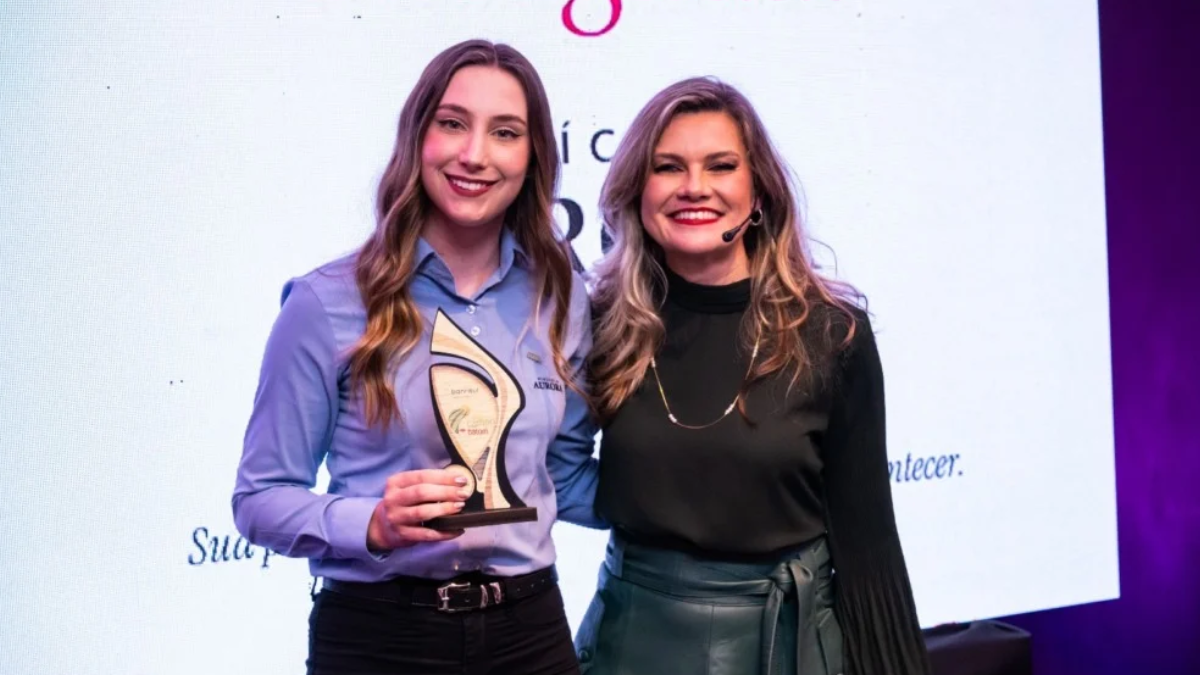 Amanda Pelizzer Lerin representa uma nova geração da vitivinicultura e se tornou a primeira mulher na direção do Conselho de Administração da Vinícola Aurora (Foto: Divulgação)