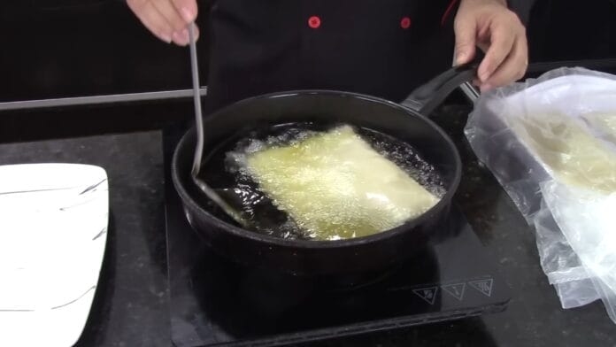 pastel fritando