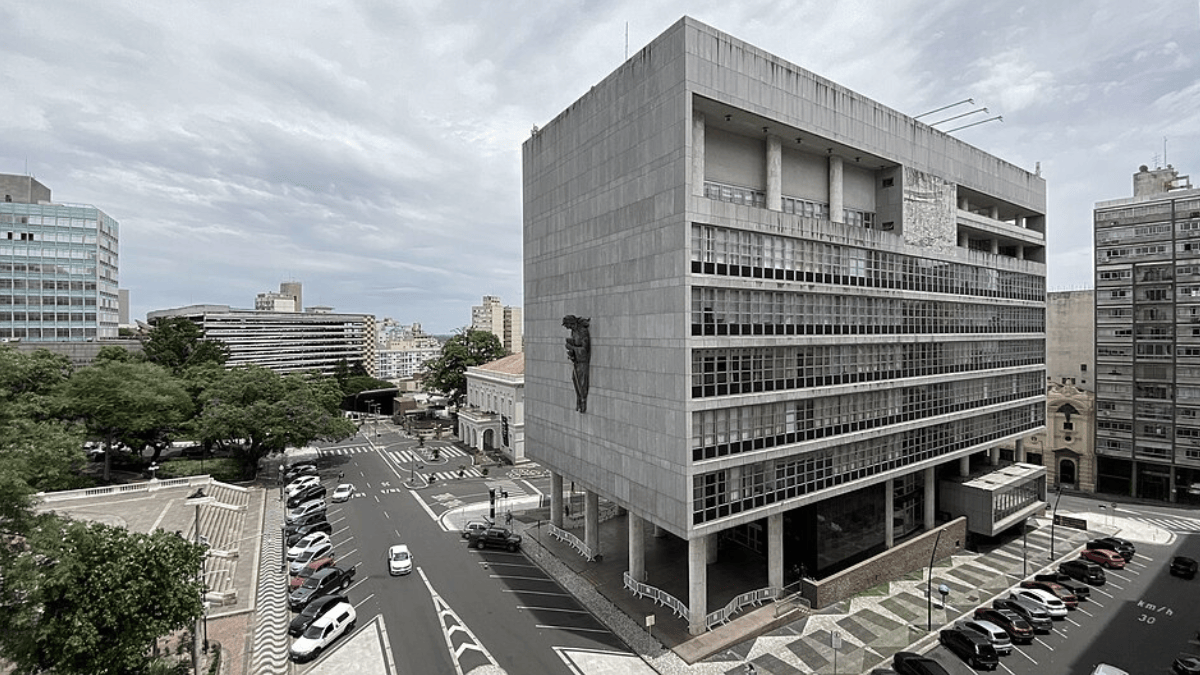 Reajuste aplicado a uma beneficiária gaúcha aos 60 anos deu origem à disputa que posteriormente chegou ao Supremo Tribunal Federal (Foto: ArqPoa / Wikimedia Commons)