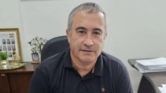 Prefeito de cidade de SC é detido durante operação contra corrução em contratos públicos