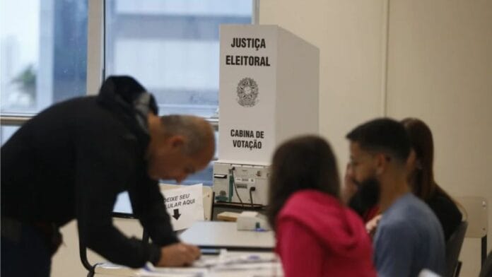 Eleições 2026: transporte público gratuito e flexibilização de aulas para o segundo turno em Florianópolis