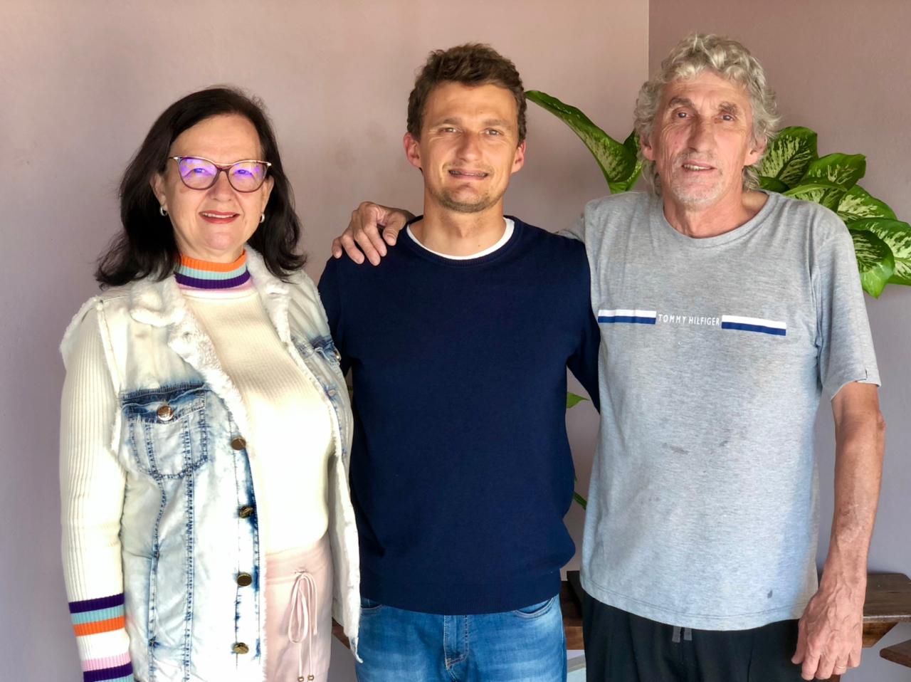 Nívea, Marcelo e Hélio