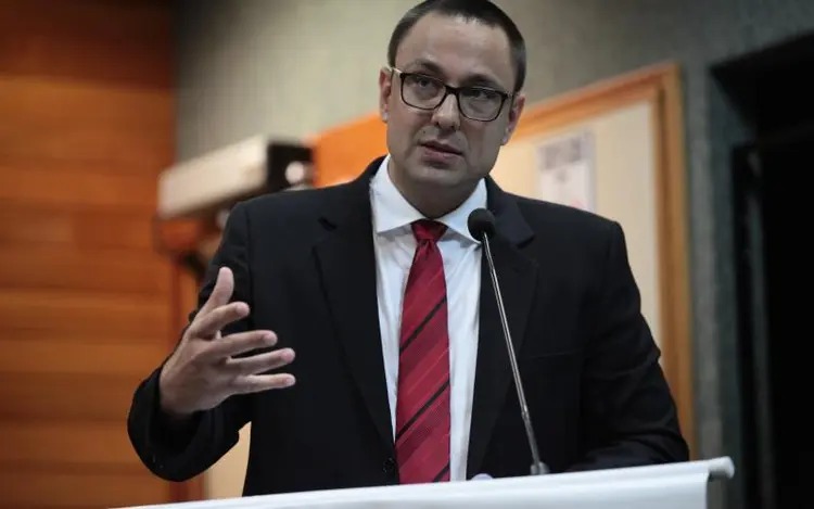 Ralf Zimmer Júnior é pré-candidato a governador do Pros em SC