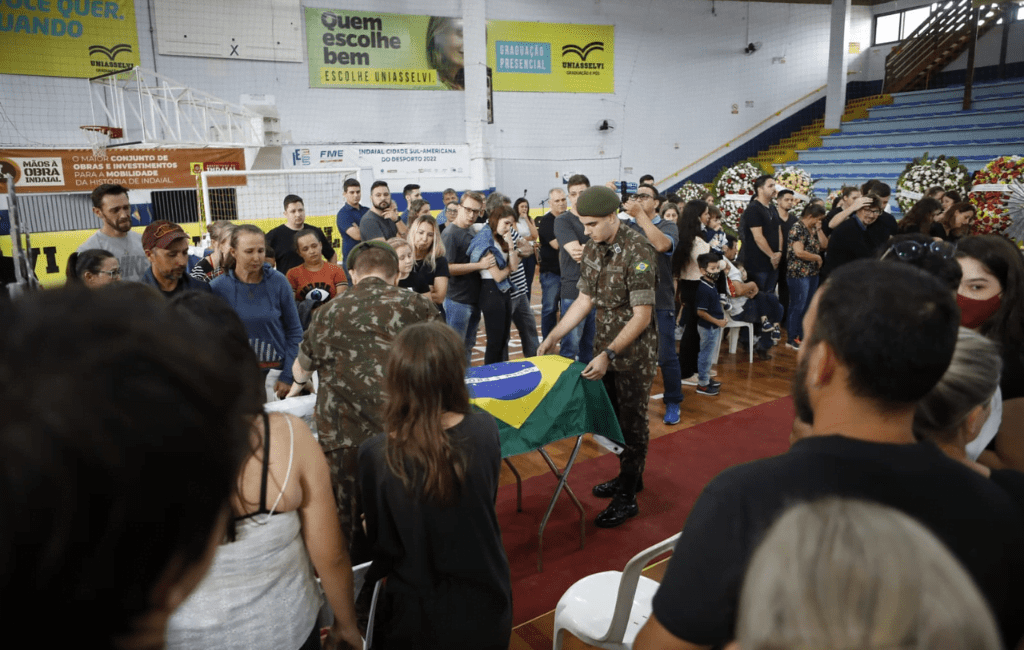 Alex e Diogo foram as primeiras vítimas veladas